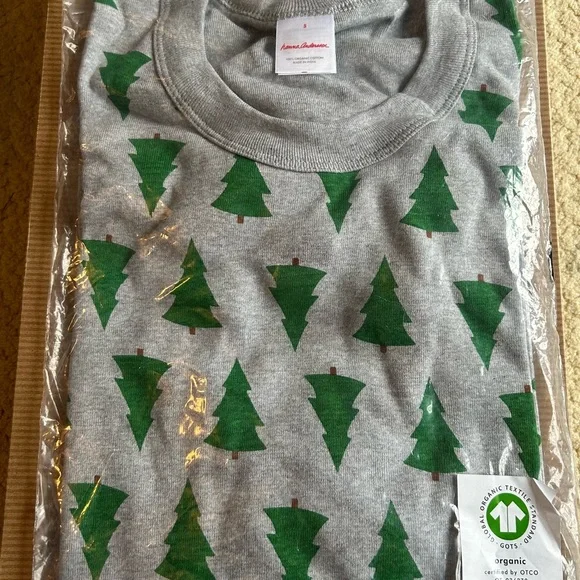 Brand new in sealed package Hanna Andersson Tannenbaum Set (S top XS pant) - Picture 4 of 4